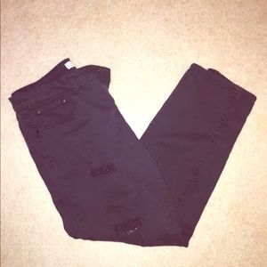 Black distressed jeans - size 31